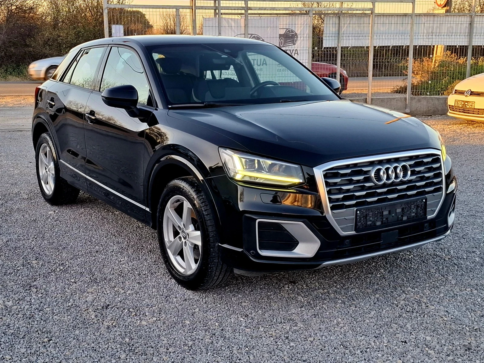 Audi Q2 Led/Lane assist/Distronic | Mobile.bg   3