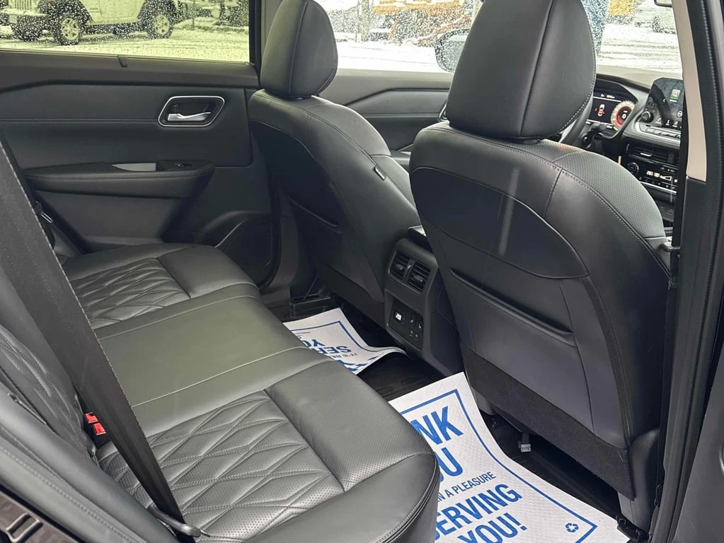 Nissan Rogue * Platinum * CARFAX *    | Mobile.bg   12