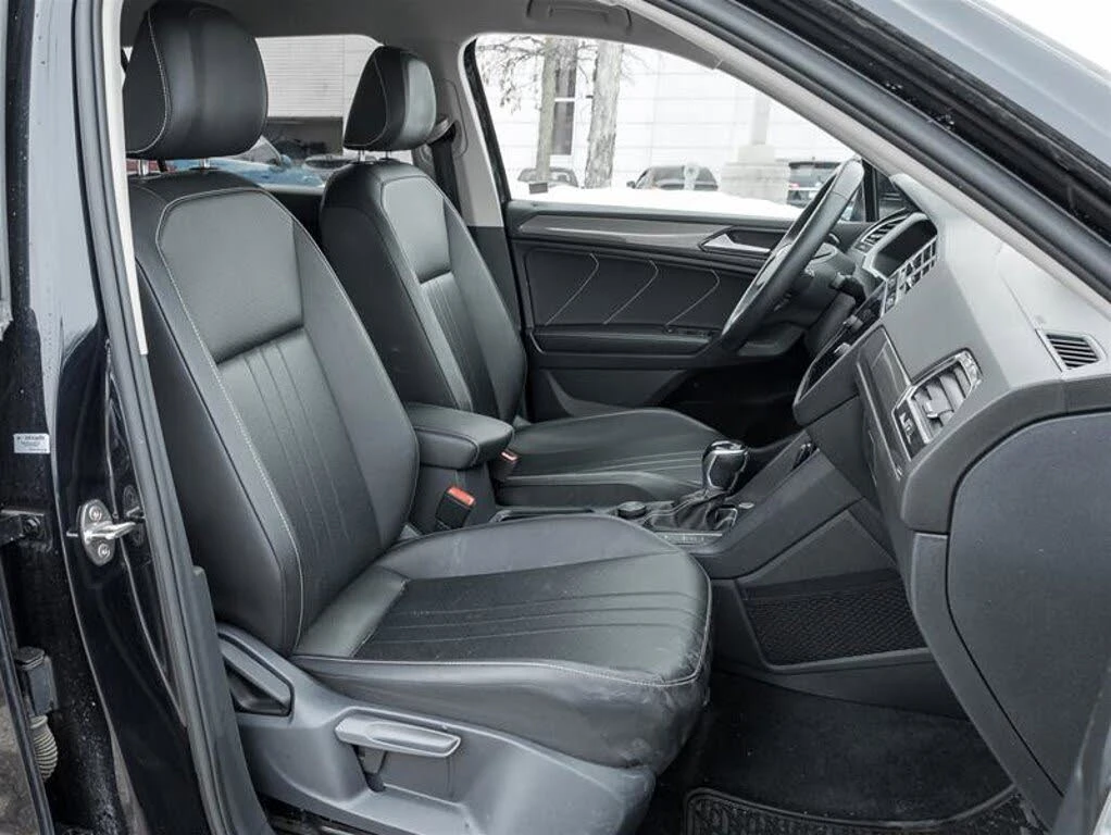 VW Tiguan Comfortline* 4Motion* АвтоКредит* (ЦЕНА ДО БГ), снимка 15 - Автомобили и джипове - 53830679