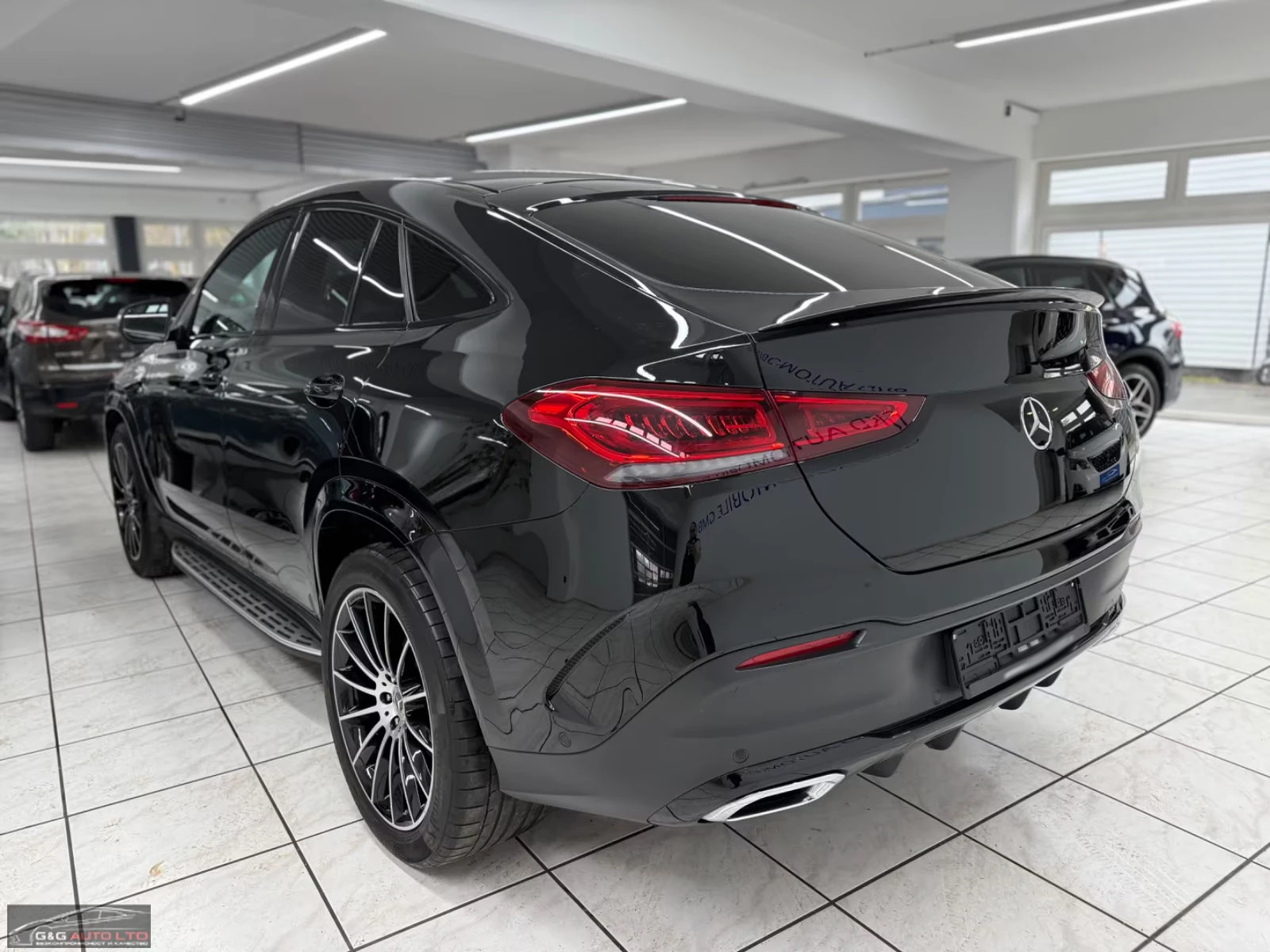 Mercedes-Benz GLE 350 d/4MATIC/272HP/COUPE/AMG/NIGHT/BURM/CAM/NAVI/987g, снимка 3 - Автомобили и джипове - 53999327