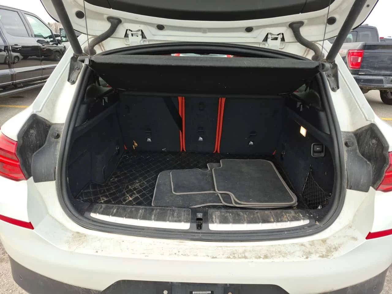 BMW X2 * XDRIVE28I * CARFAX * ���� �� �� | Mobile.bg � ����������� 13