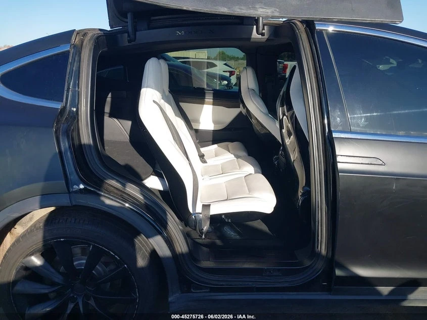 Tesla Model X 60D/70D/75D/90D, снимка 8 - Автомобили и джипове - 54906861