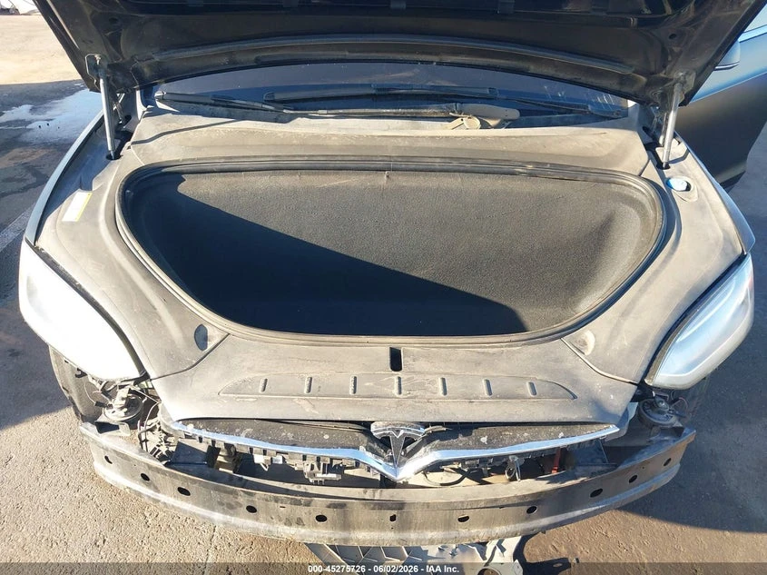 Tesla Model X 60D/70D/75D/90D, снимка 10 - Автомобили и джипове - 54906861