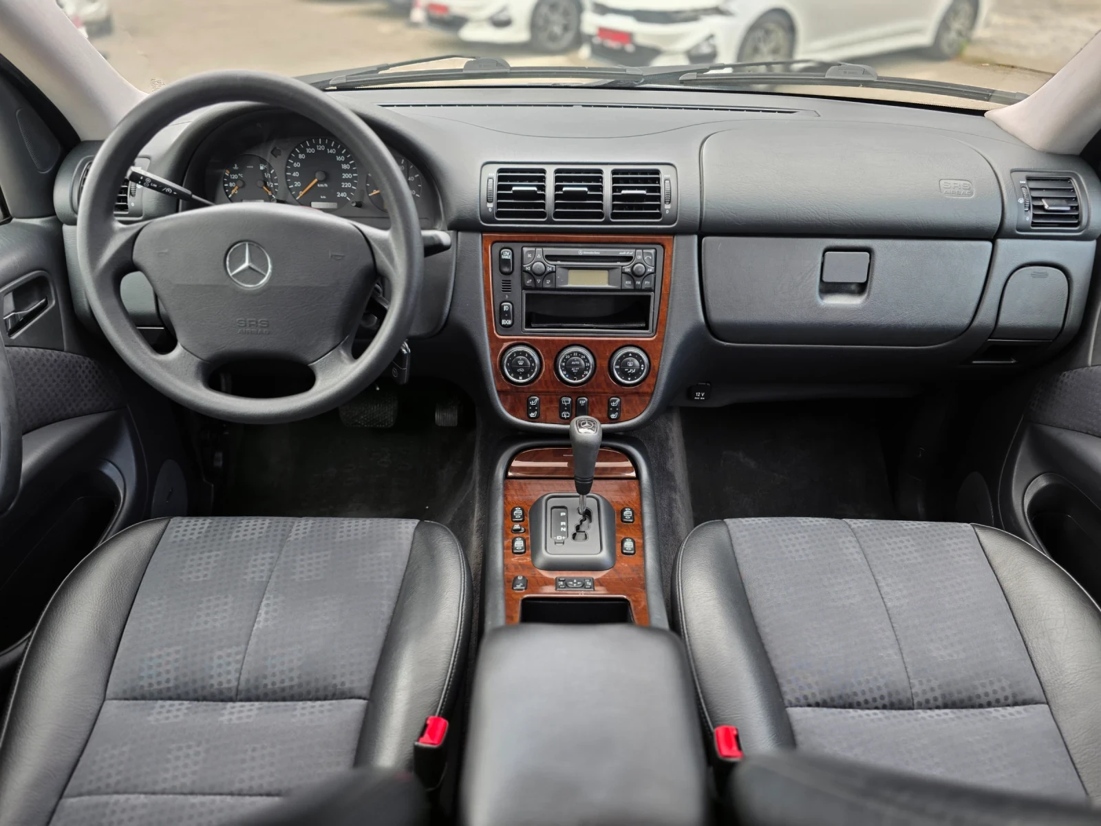 Mercedes-Benz ML 270 CDI 163k.c UNIKAT ITALIA , снимка 13 - Автомобили и джипове - 55193160