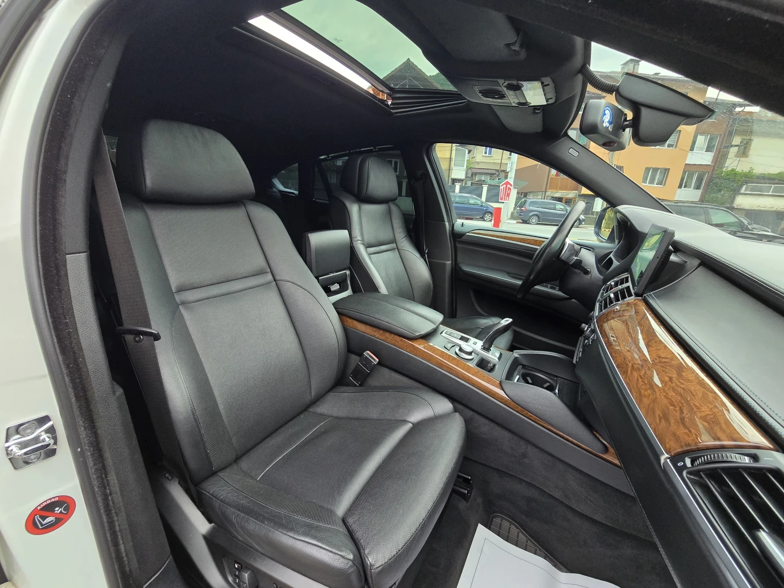 BMW X6 Топ състояние вакуумна врати от дух и подгрев, снимка 11 - Автомобили и джипове - 55212041