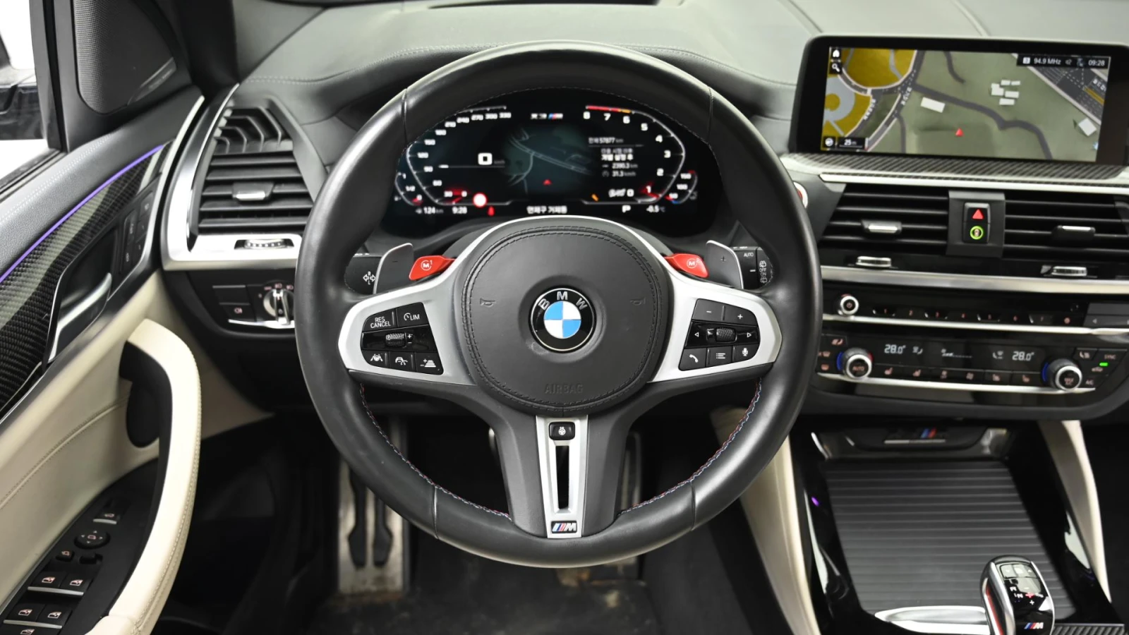 BMW X3 M COMPETITON* ОТ БМВ* 360* HUD* DIS* ОБДУХ* КРАЙНА, снимка 6 - Автомобили и джипове - 55478087