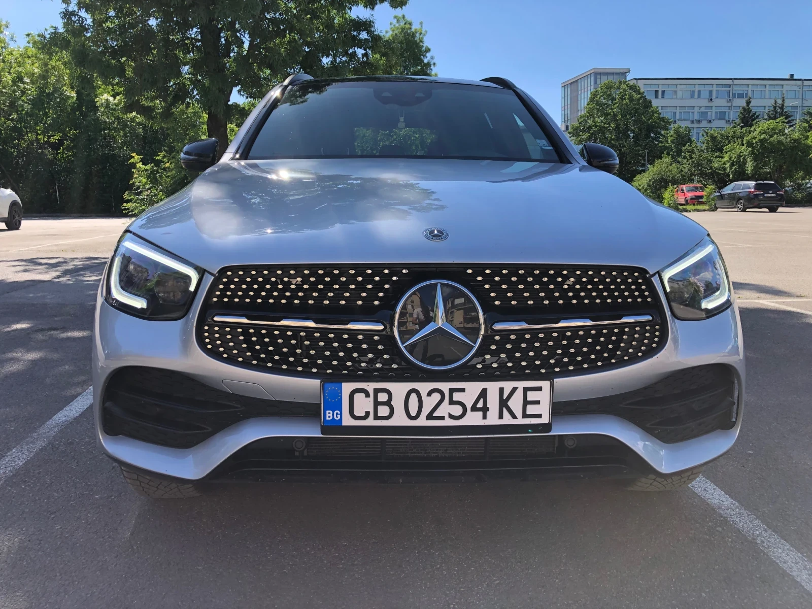 Mercedes-Benz GLC 300 AMG Line, снимка 2 - Автомобили и джипове - 55657359
