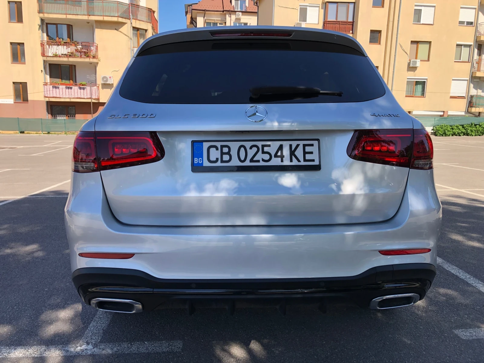 Mercedes-Benz GLC 300 AMG Line, снимка 6 - Автомобили и джипове - 55657359