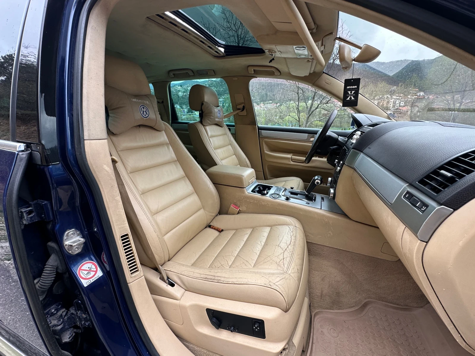 VW Touareg 4.2i ГАЗ, снимка 14 - Автомобили и джипове - 55731053