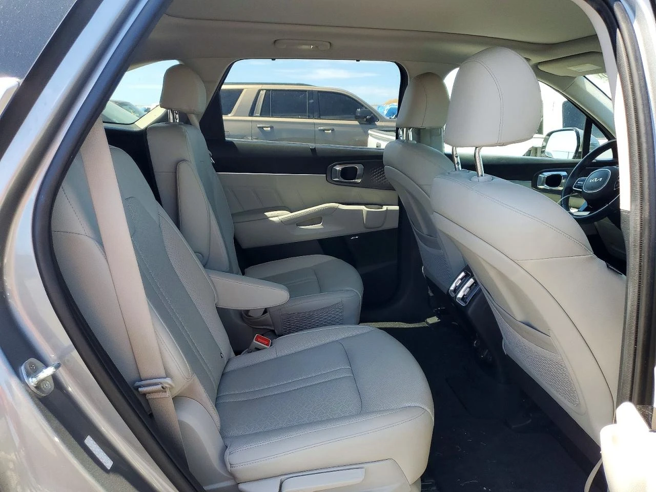 Kia Sorento 1.6l Sxp, снимка 11 - Автомобили и джипове - 56664312