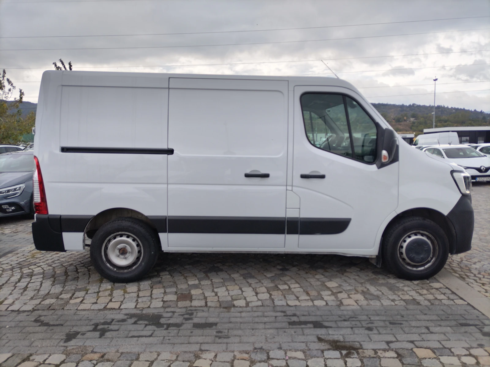 Renault Master 2.3 dCi/135к.с/L1H1 - изображение 4
