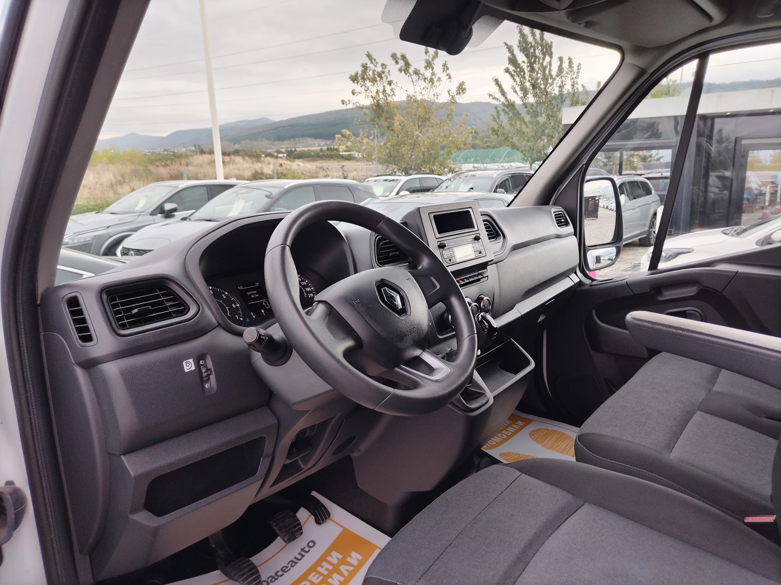Renault Master 2.3 dCi/135к.с/L1H1 - изображение 10