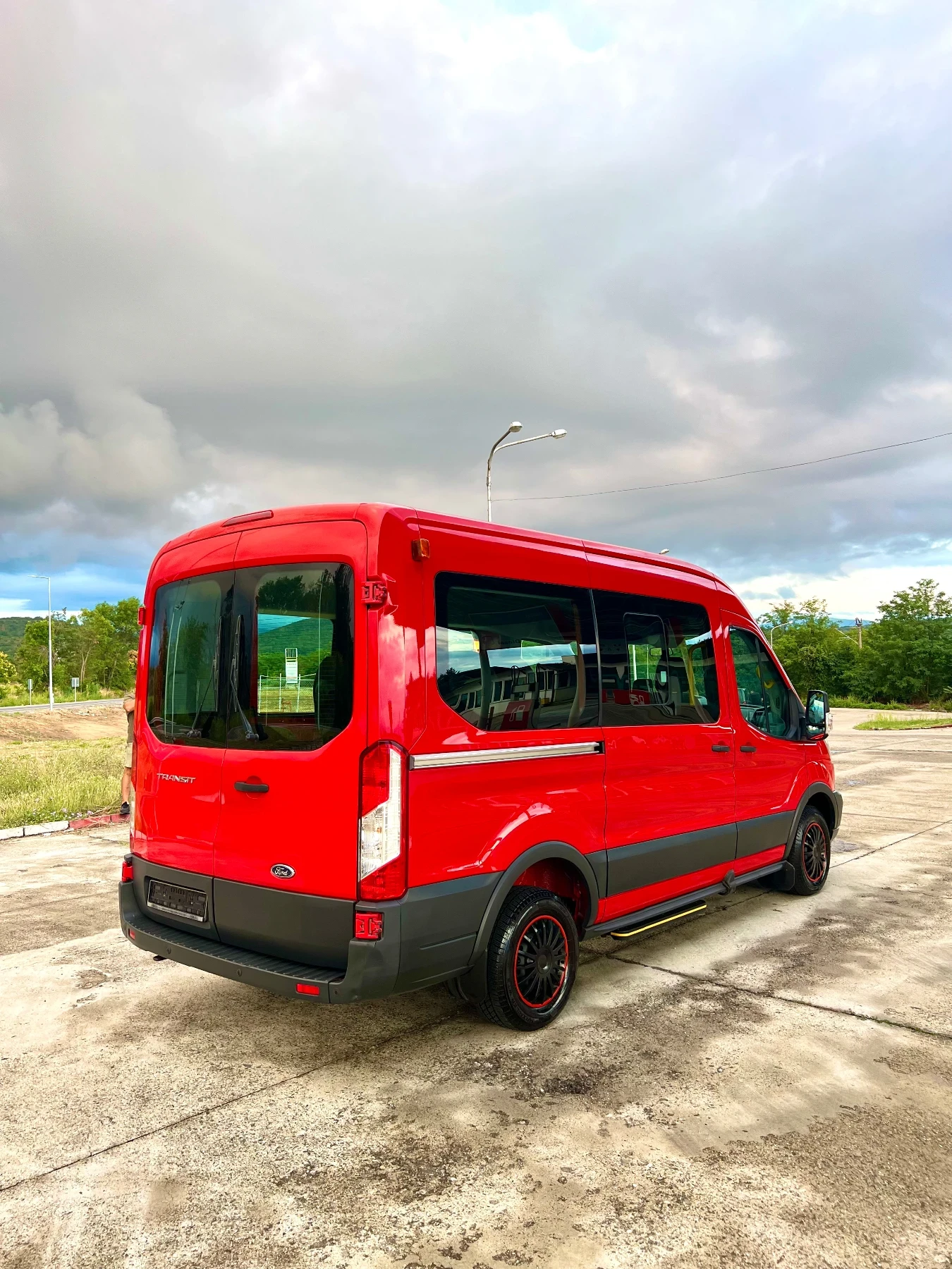 Ford Transit 2.2 TDCI 9 Места, 2х Клима, Серв. История, 2 Броя! - изображение 5