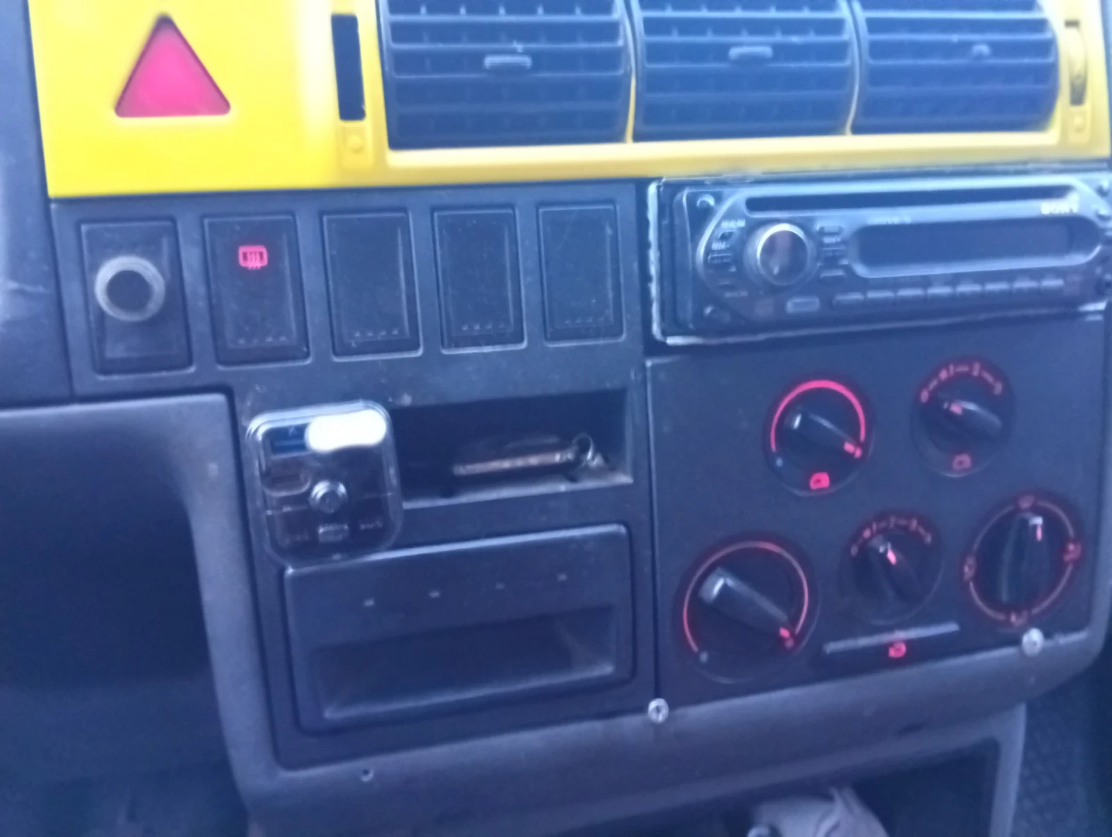 VW T4, снимка 10 - Бусове и автобуси - 53944586