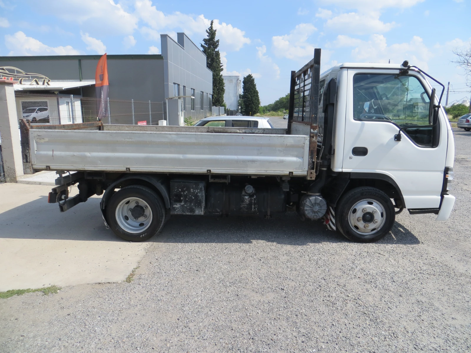 Isuzu Npr 3.0D САМОСВАЛ-N1-СЕРВИЗНА ИСТОРИЯ!!, снимка 3 - Камиони - 55127845