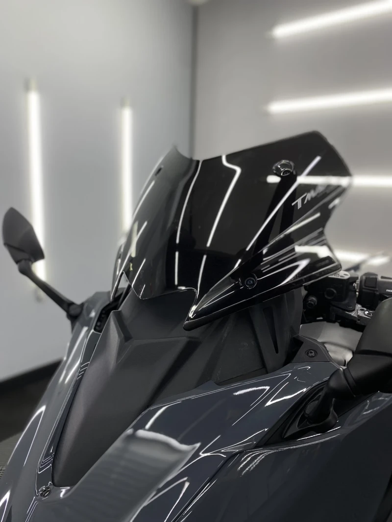 Yamaha T-max Tech Max 560/Akrapovic, снимка 3 - Мотоциклети и мототехника - 51595503