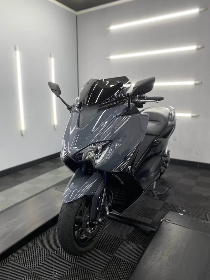 Yamaha T-max Tech Max 560/Akrapovic, снимка 7 - Мотоциклети и мототехника - 51595503