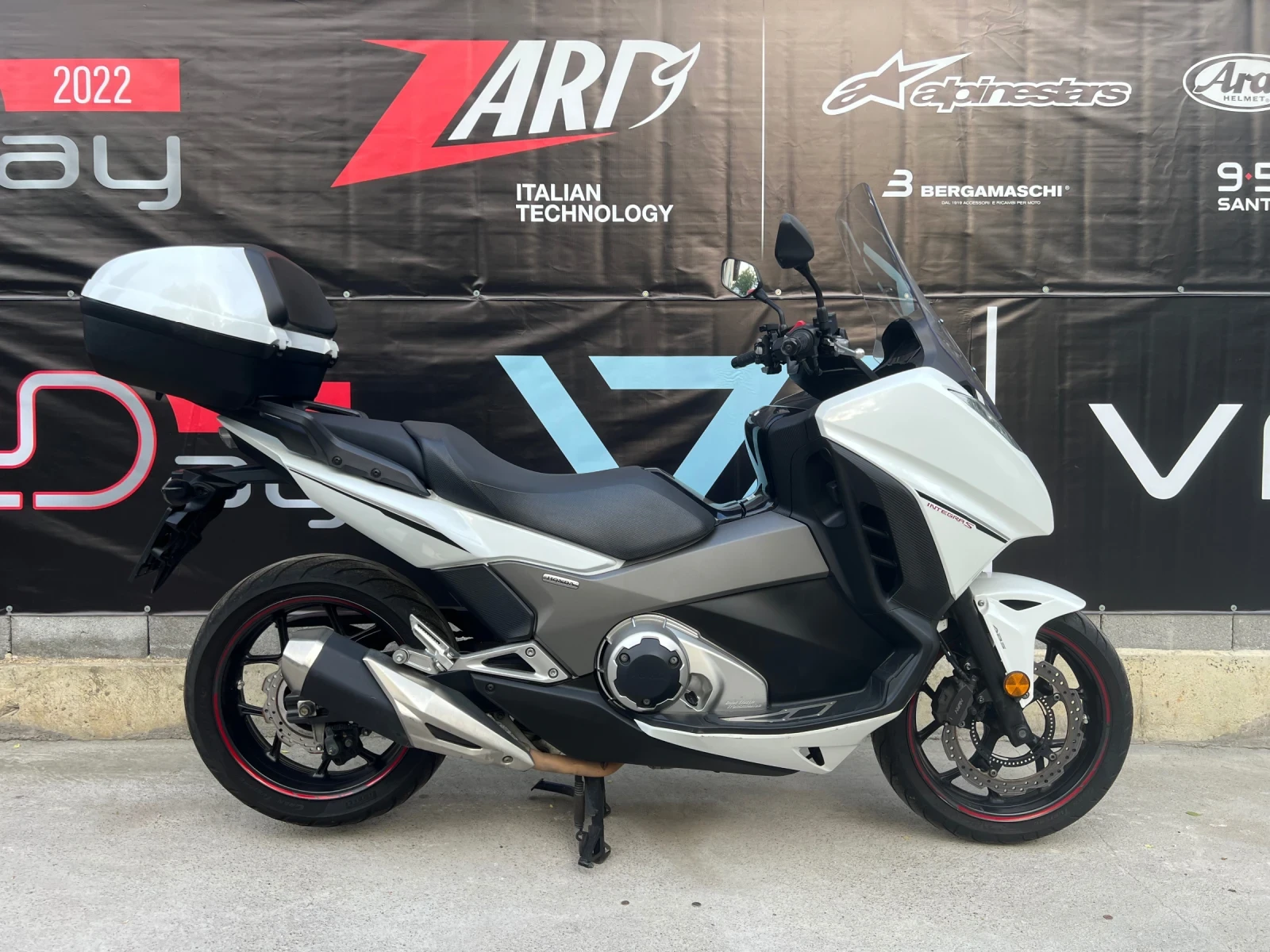Honda Integra 750i-ABS-LED-TC-2019г - изображение 6