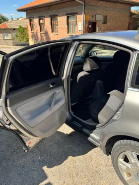 VW Passat 2.3 - | Mobile.bg    8