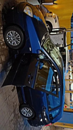 Suzuki Liana | Mobile.bg    6