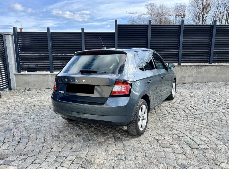 Skoda Fabia 1.0TSI DSG , снимка 2 - Автомобили и джипове - 48274298