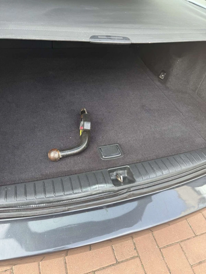 Subaru Legacy 2.0i 150KC, снимка 9 - Автомобили и джипове - 52025090