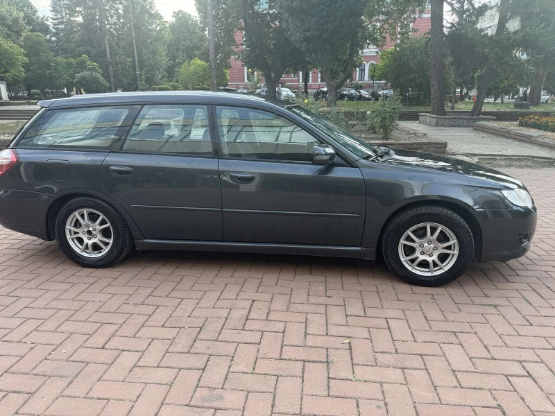 Subaru Legacy 2.0i 150KC, снимка 7 - Автомобили и джипове - 52025090