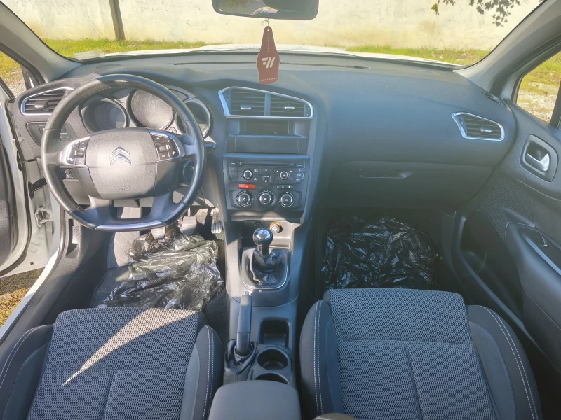 Citroen C4 1.6 e-hdi 92hp Топ оферта , снимка 11 - Автомобили и джипове - 52291333