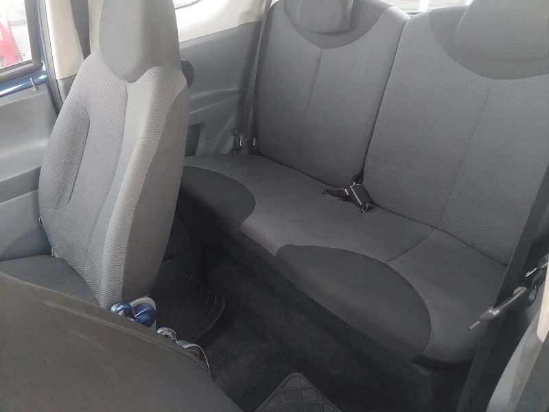 Toyota Aygo 1.0i АВТОМАТИК КЛИМА, снимка 9 - Автомобили и джипове - 52702502