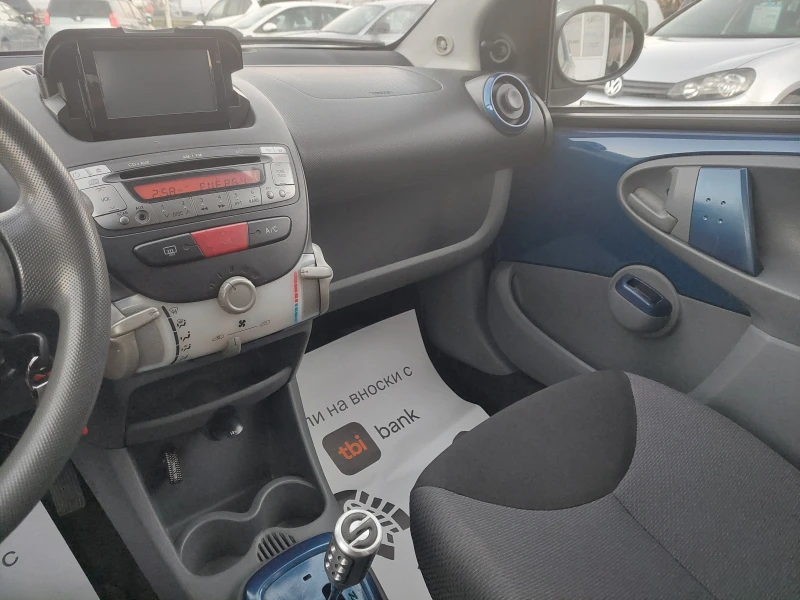 Toyota Aygo 1.0i АВТОМАТИК КЛИМА, снимка 12 - Автомобили и джипове - 52702502