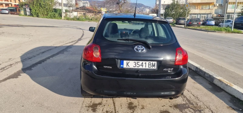 Toyota Auris, снимка 4 - Автомобили и джипове - 52791081