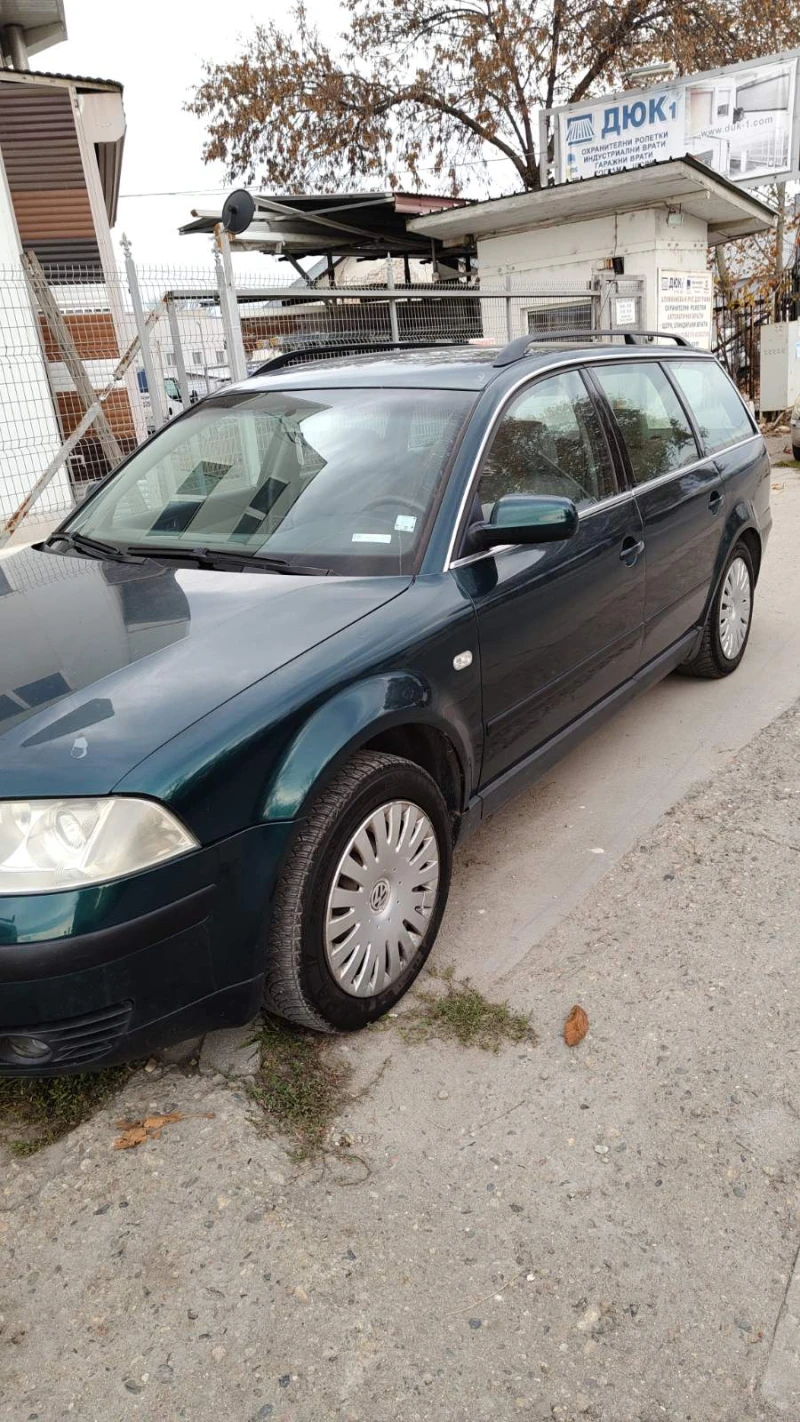 VW Passat, снимка 2 - Автомобили и джипове - 52816168