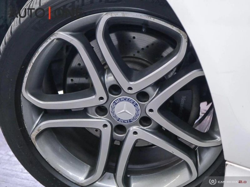 Mercedes-Benz E 400 * WAGON | DEALER SERVICED * CARFAX * ЦЕНА ДО БГ, снимка 10 - Автомобили и джипове - 53043908