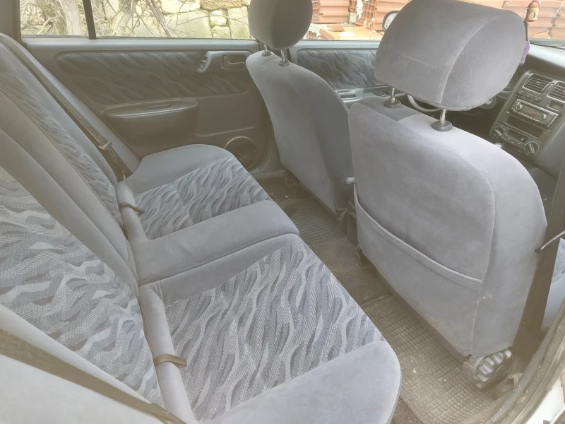 Toyota Carina, снимка 5 - Автомобили и джипове - 53482387