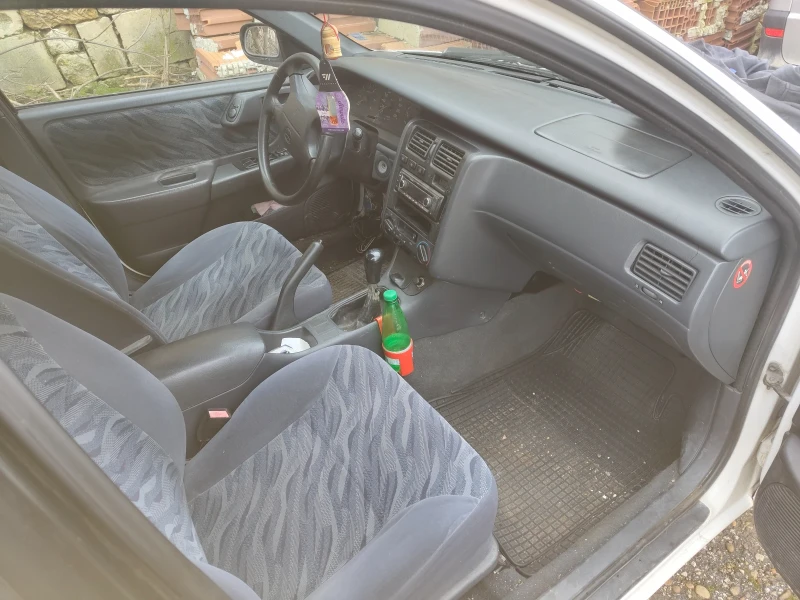 Toyota Carina, снимка 6 - Автомобили и джипове - 53482387