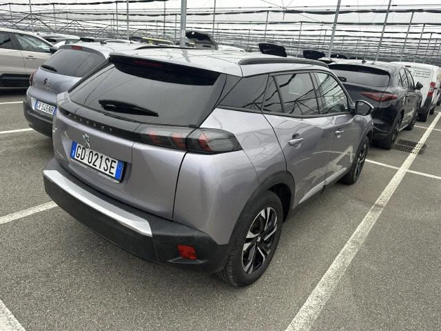 Peugeot 2008 Allure, снимка 4 - Автомобили и джипове - 53815723