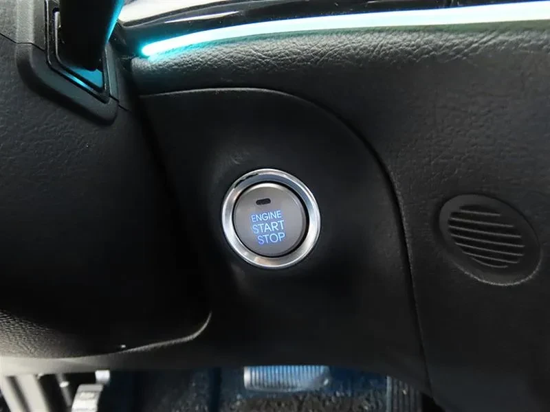 Hyundai Genesis 3.3, снимка 10 - Автомобили и джипове - 54615969