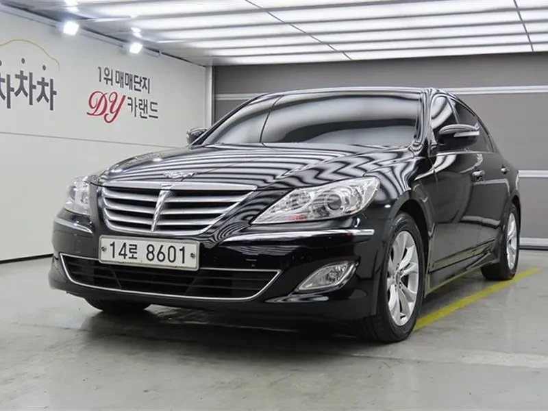 Hyundai Genesis 3.3