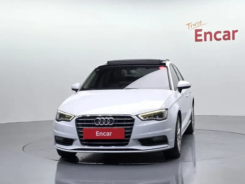 Audi A3 1.6 TDI, снимка 6 - Автомобили и джипове - 54971520