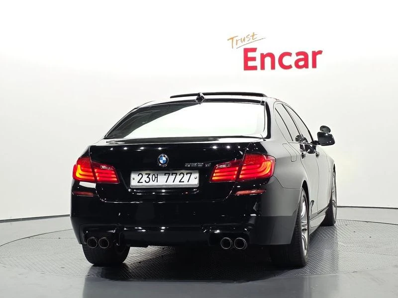 BMW 520 520d M Sport| 182к.с., снимка 4 - Автомобили и джипове - 56289415