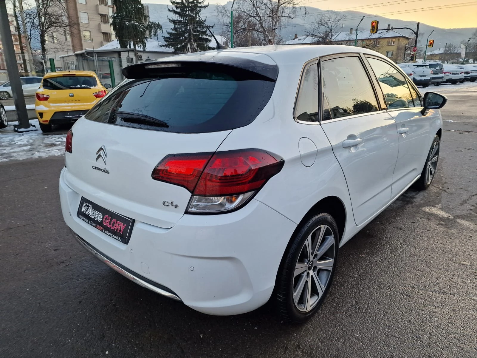 Citroen C4 1.2I STT2 - изображение 4