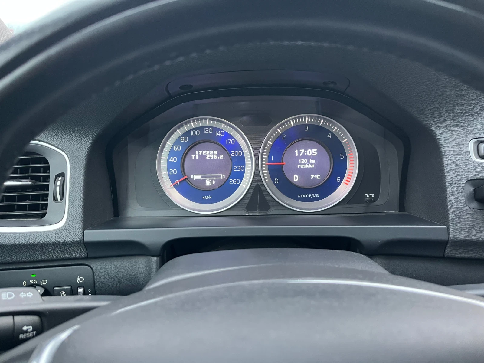 Volvo V60 R-Design | Mobile.bg   16