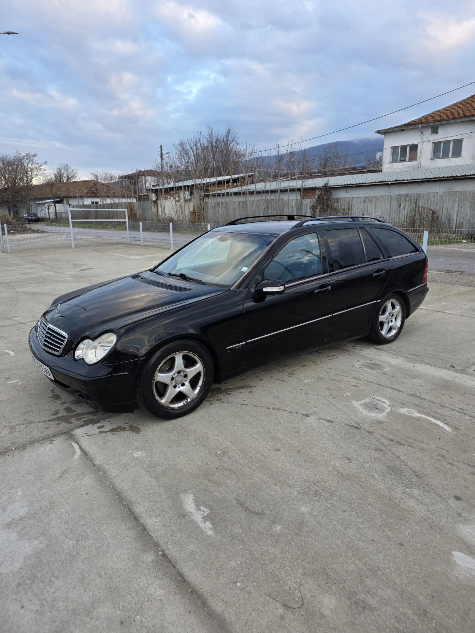 Mercedes-Benz C 270  - изображение 2