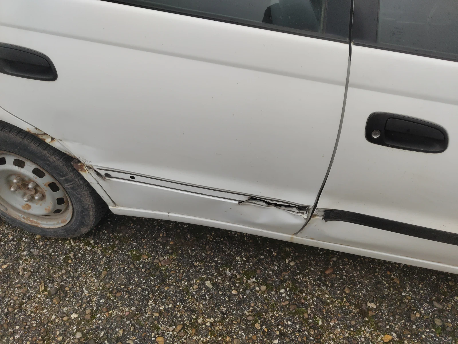 Toyota Carina | Mobile.bg � ����������� 3