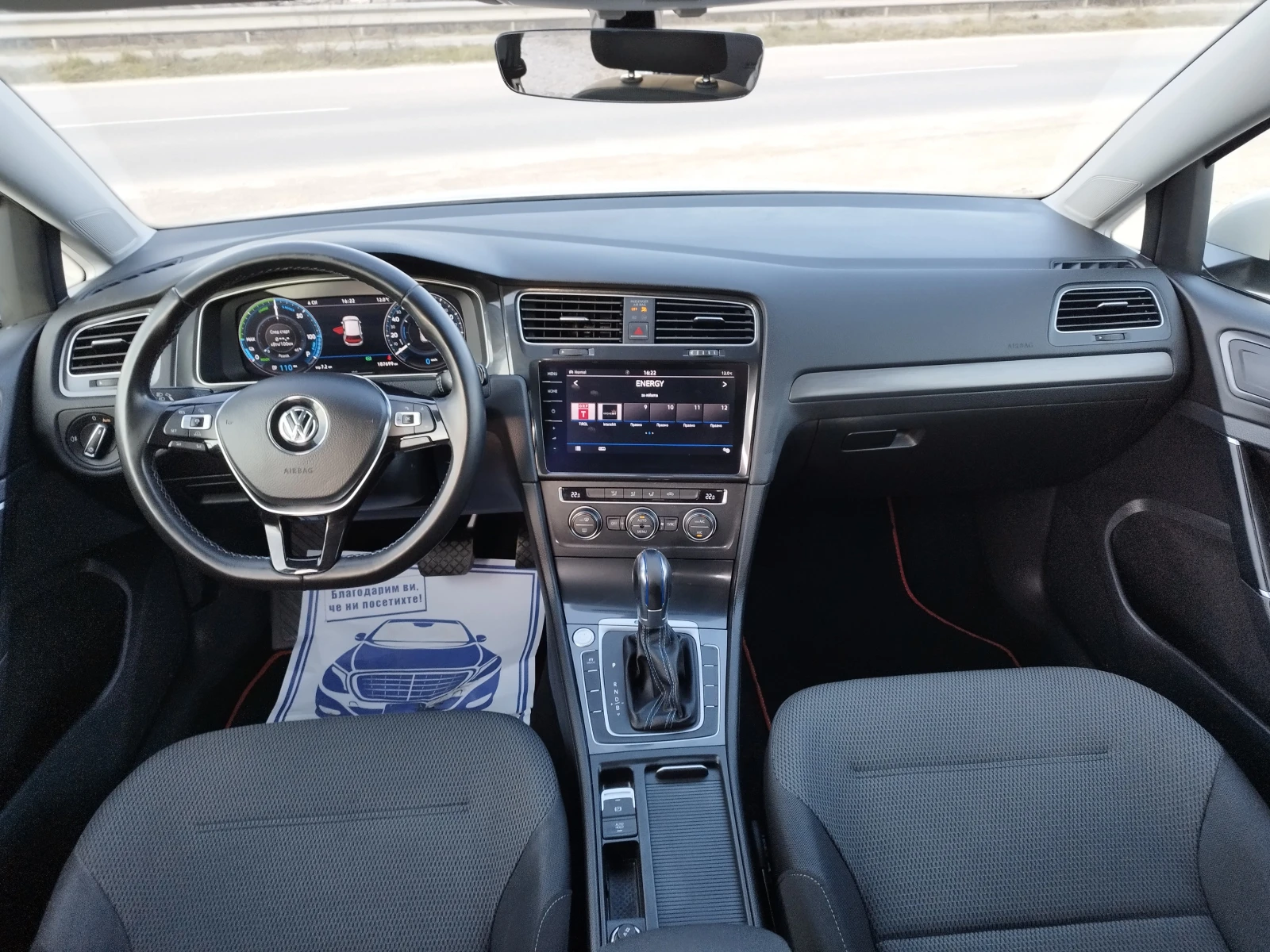 VW Golf e-Golf 136 kc. - изображение 10