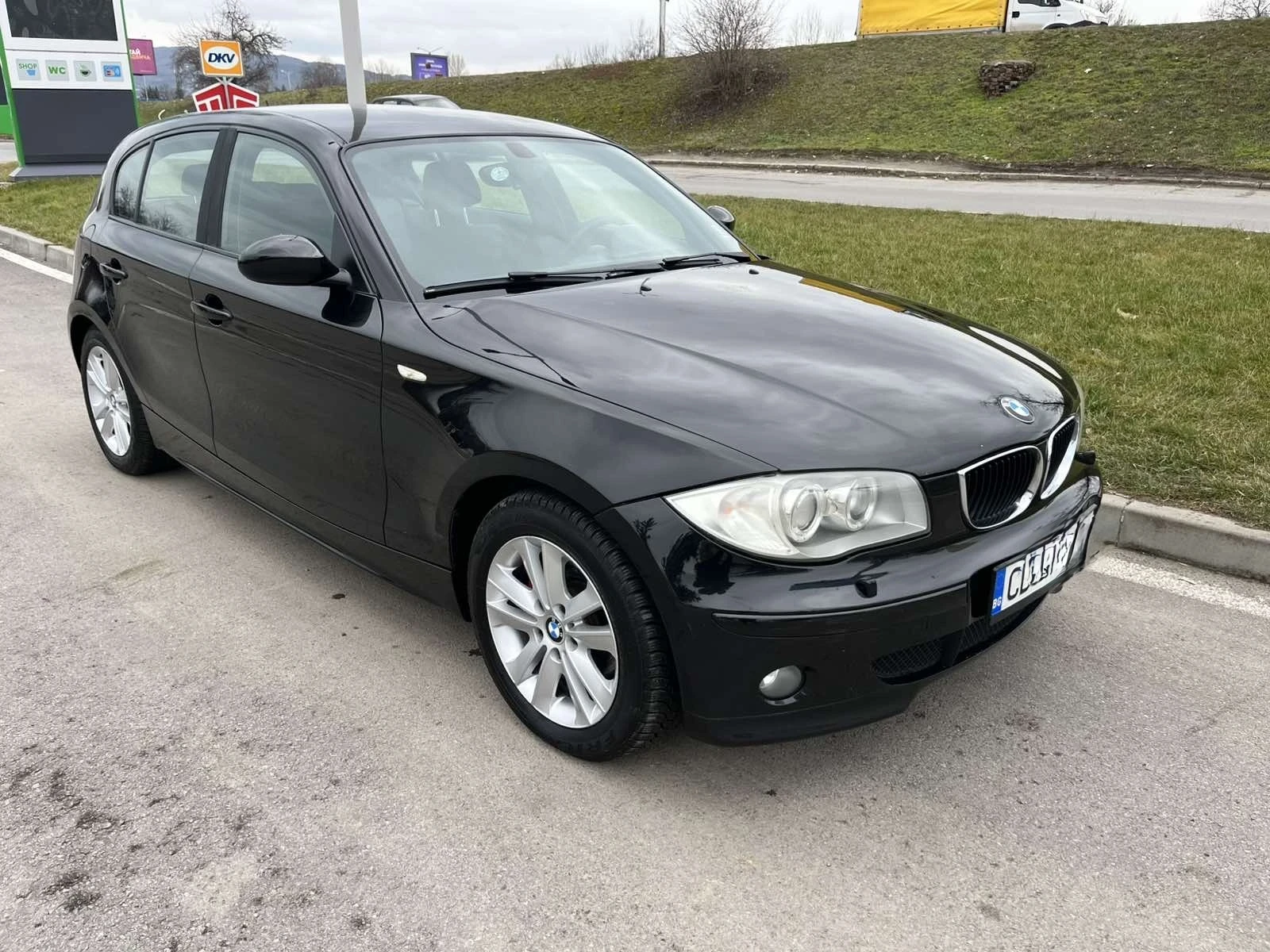 BMW 120, снимка 2 - Автомобили и джипове - 53904947