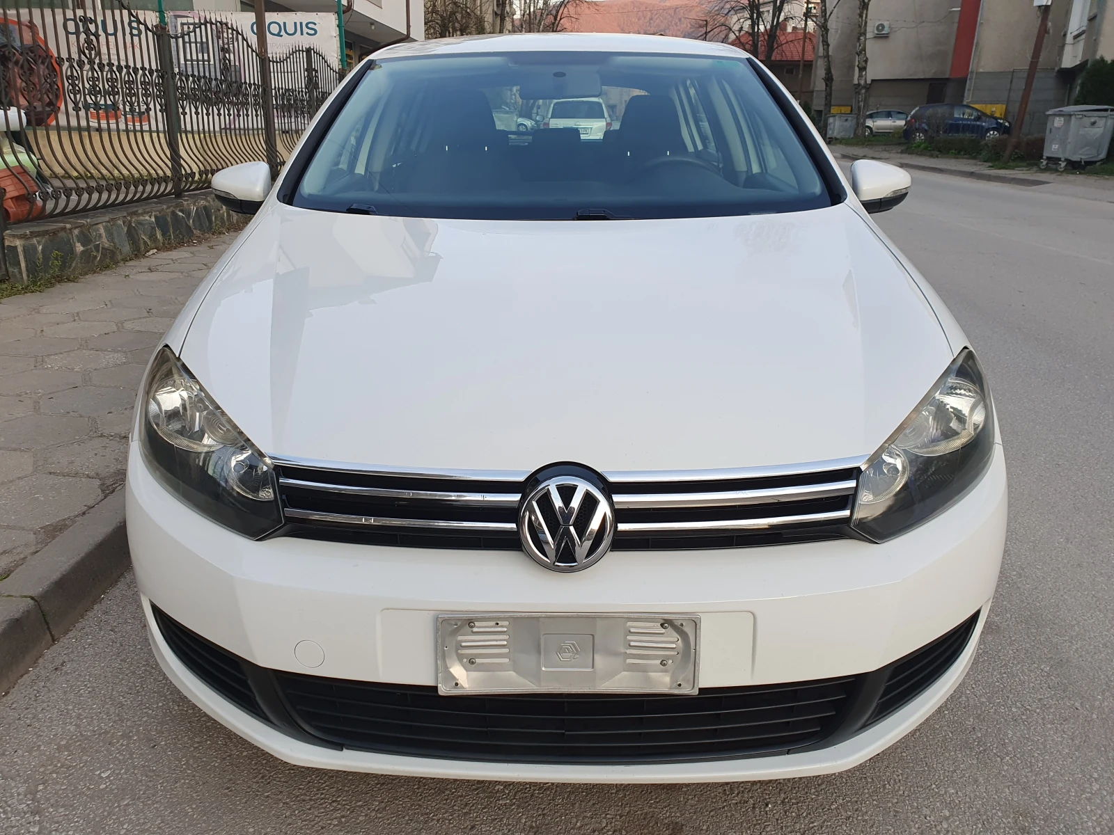 VW Golf 1.4i - 80k.s. Evro 5A