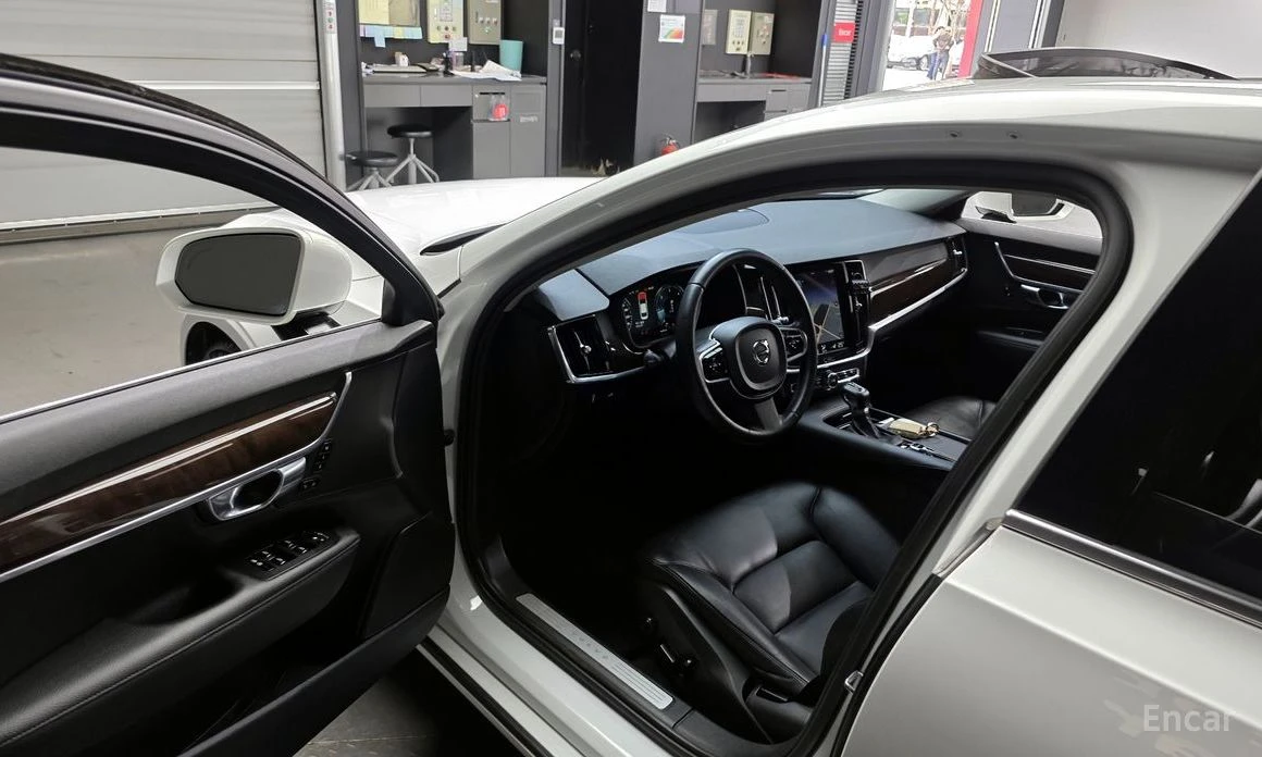 Volvo S90 * D5* AWD* MOMENTUM* ПОДГРЕВ* ШИБИДАХ* HEAD-UP* KE, снимка 9 - Автомобили и джипове - 54129363