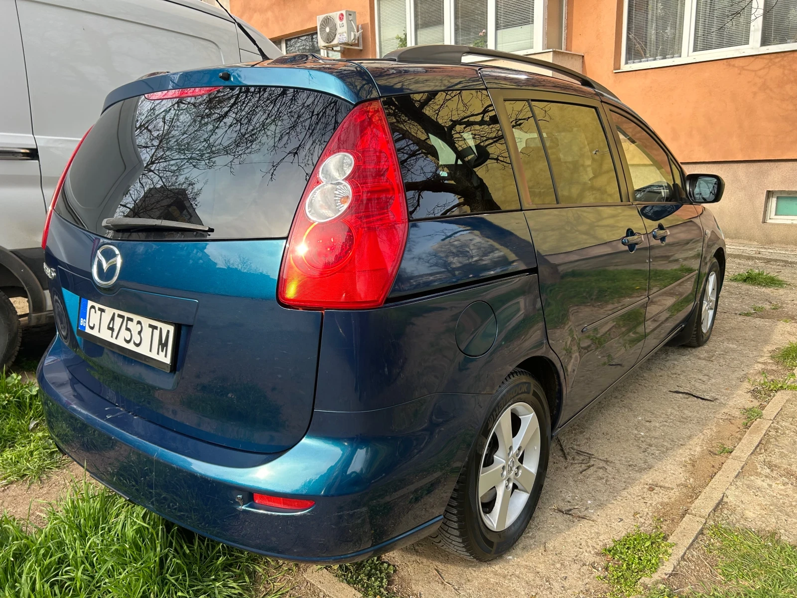 Mazda 5, снимка 5 - Автомобили и джипове - 54183224