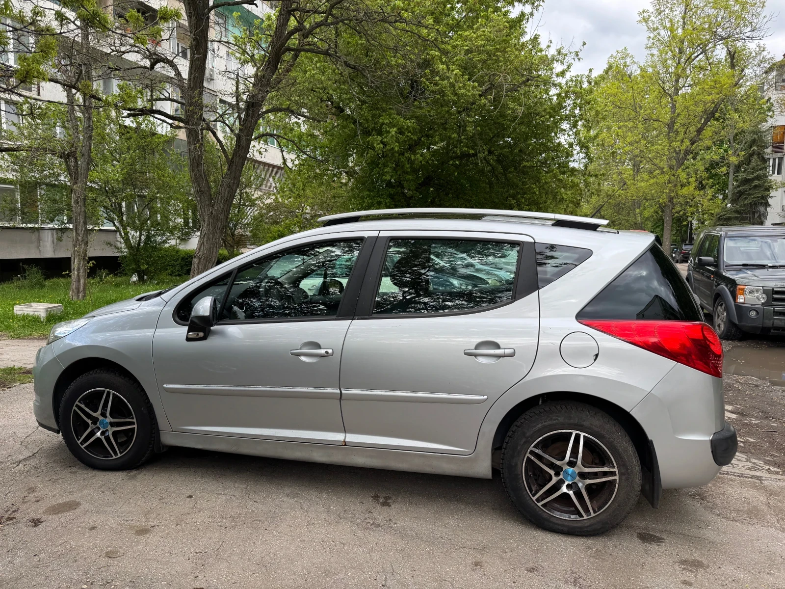Peugeot 207, снимка 5 - Автомобили и джипове - 54381613